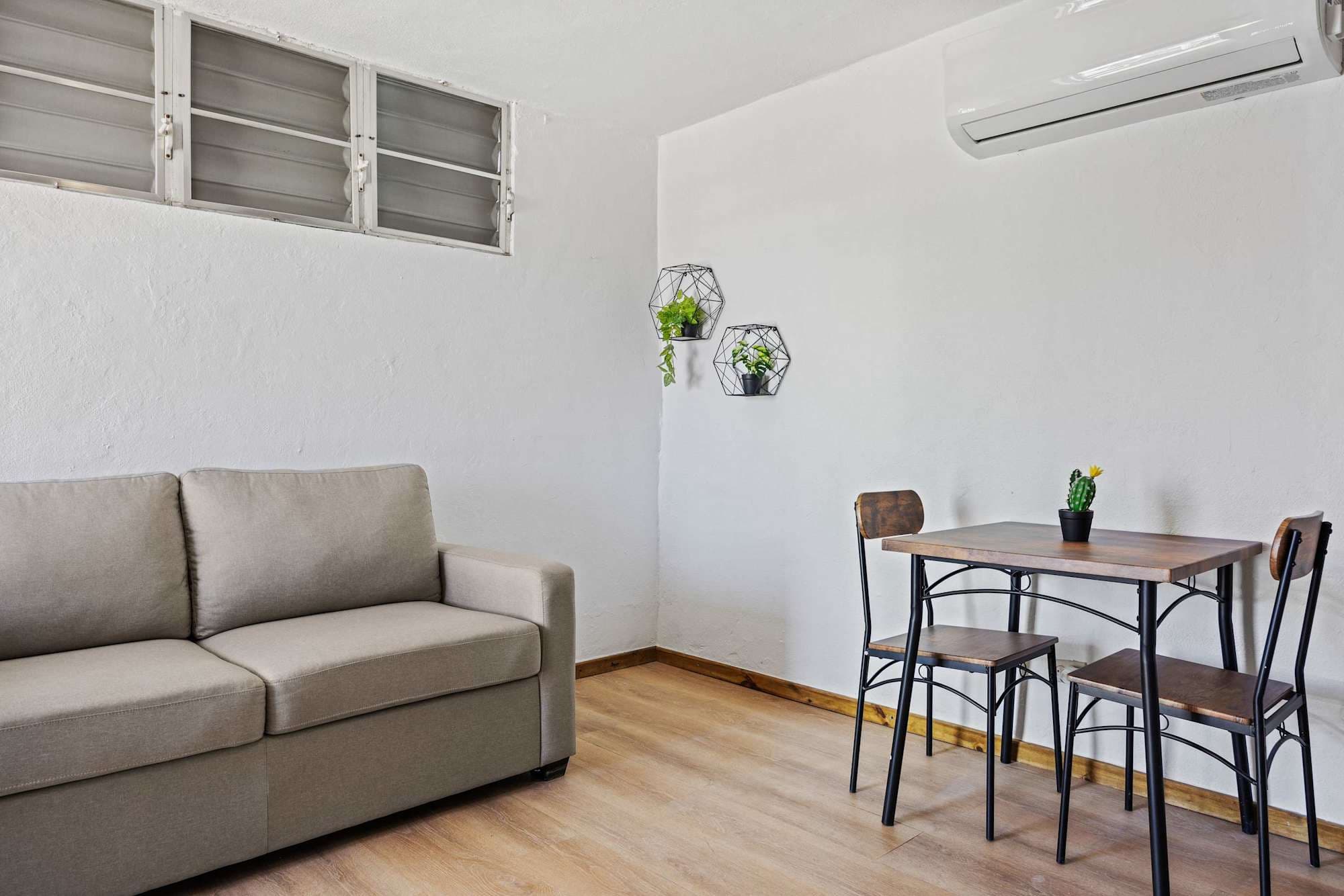 Living and dining area