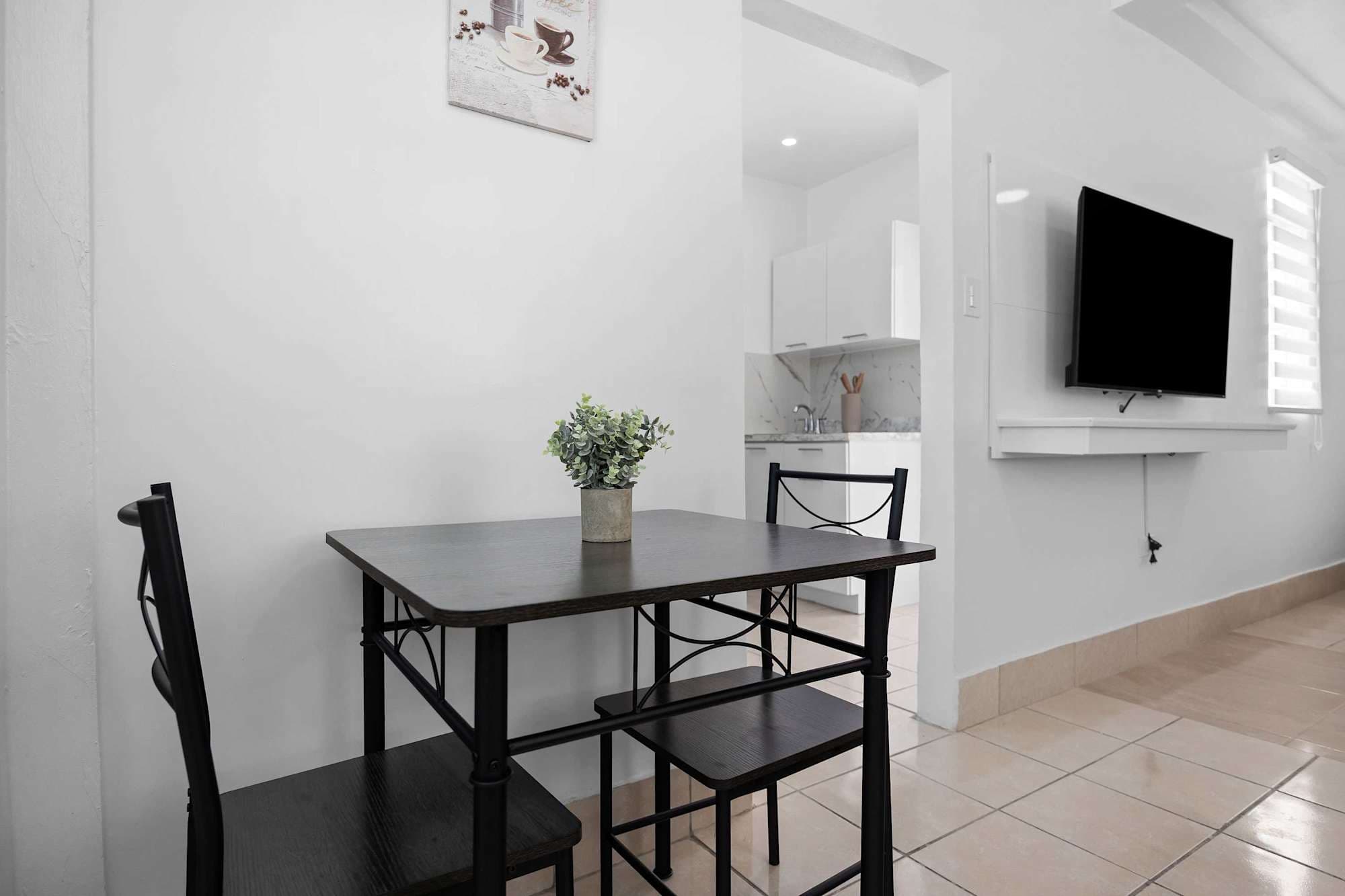 Stylish and functional dining