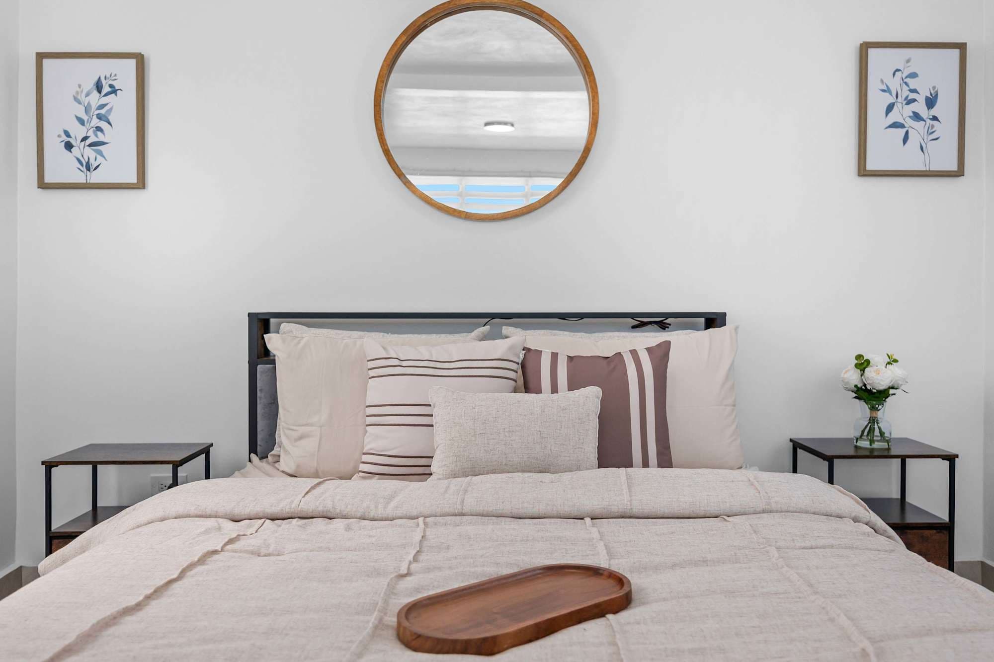 Plush bedding, premium comfort