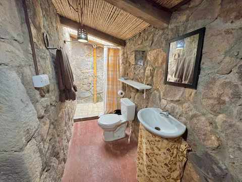 Cabaña de piedra volcánica | Para 8 | Carrizal · foto 29
