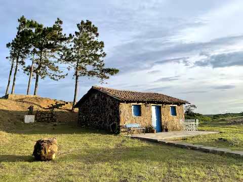 Cabaña de piedra volcánica | Para 8 | Carrizal · foto 45