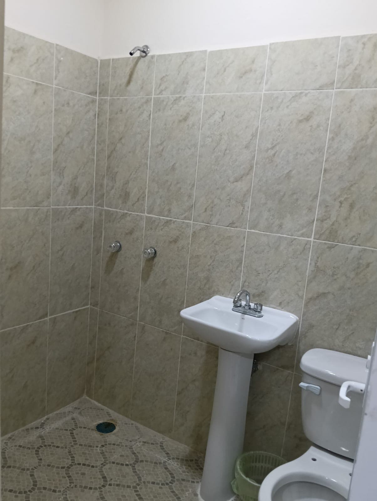 Vista al jardín | Trampolín | Estacionamiento gratis · foto 8