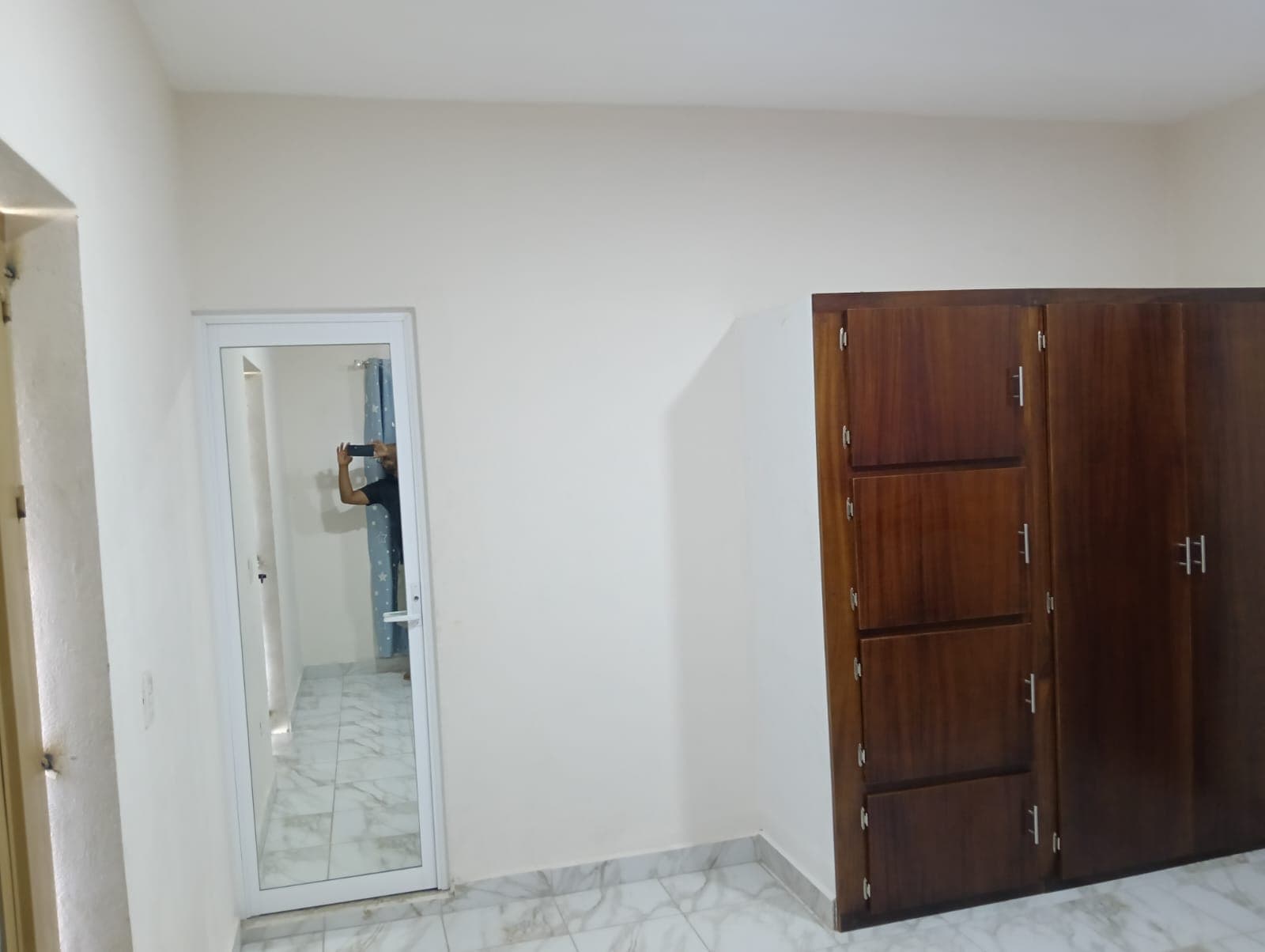 Vista al jardín | Trampolín | Estacionamiento gratis · foto 15